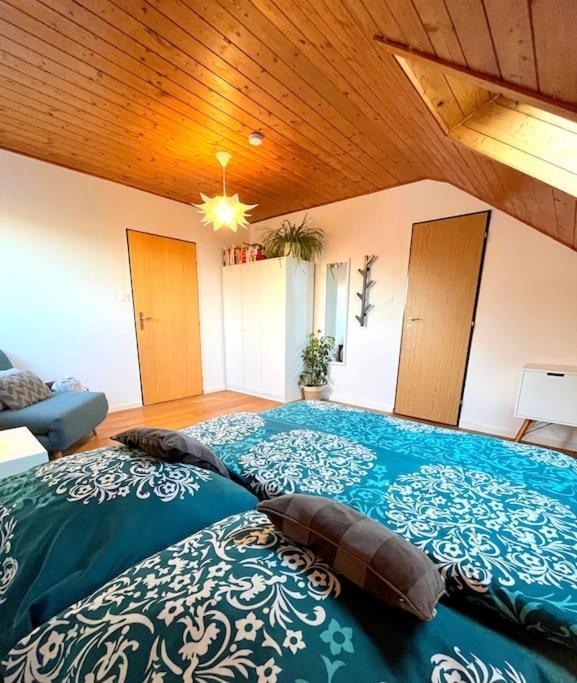 "Stone'S Throw" Krumlov 5 Min By Car, Lipno 15 Min By Car, 2 Bdrooms,Playroom Kajov Ngoại thất bức ảnh