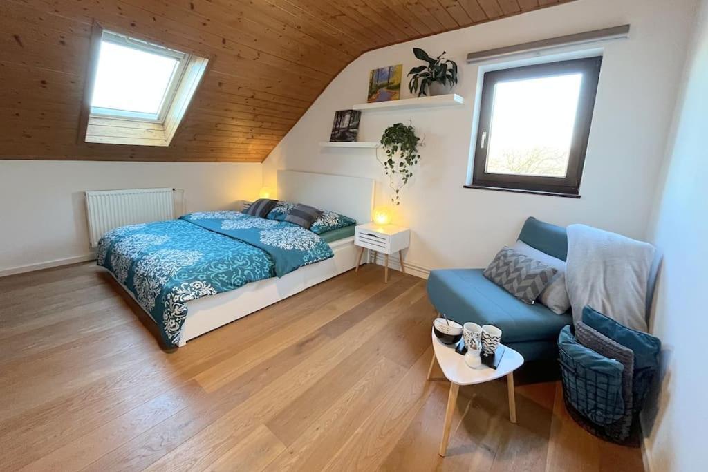 "Stone'S Throw" Krumlov 5 Min By Car, Lipno 15 Min By Car, 2 Bdrooms,Playroom Kajov Ngoại thất bức ảnh